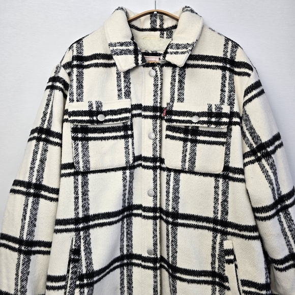Levi's Women's Wool Blend Sherpa Plaid Lined Long Shacket Size Large - Picture 3 of 14